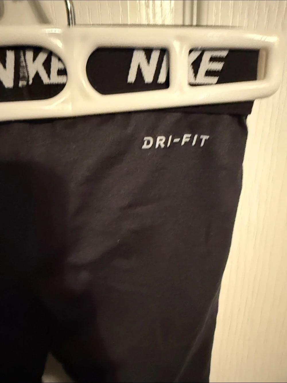 Nike Little Kids Black Leggings with White Swoosh size 4/XS 3-4 YRS NWT